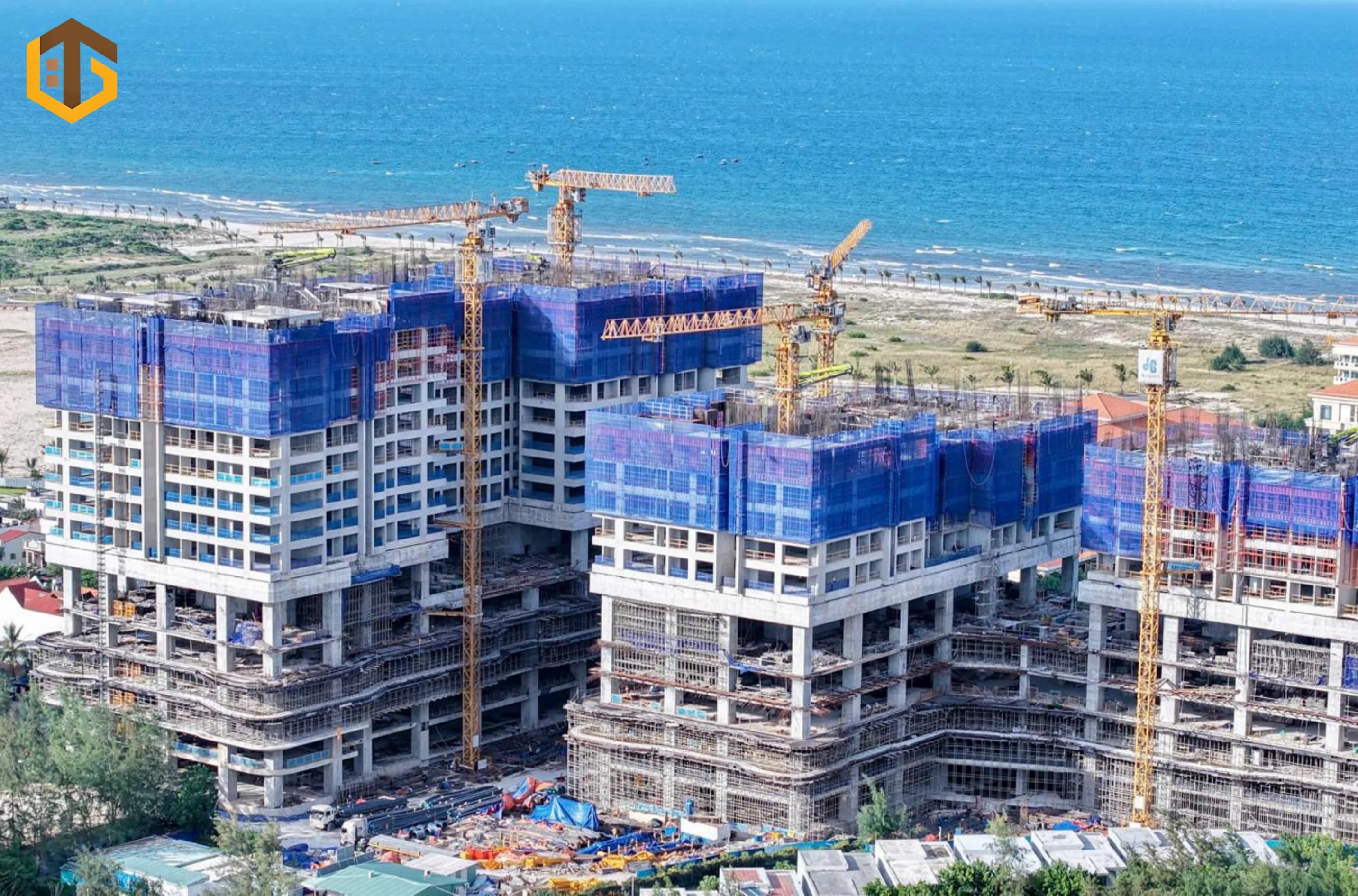 Phối cảnh các phân khu chức năng gồm thương mại, căn hộ và biệt thự ven biển trong đại đô thị
