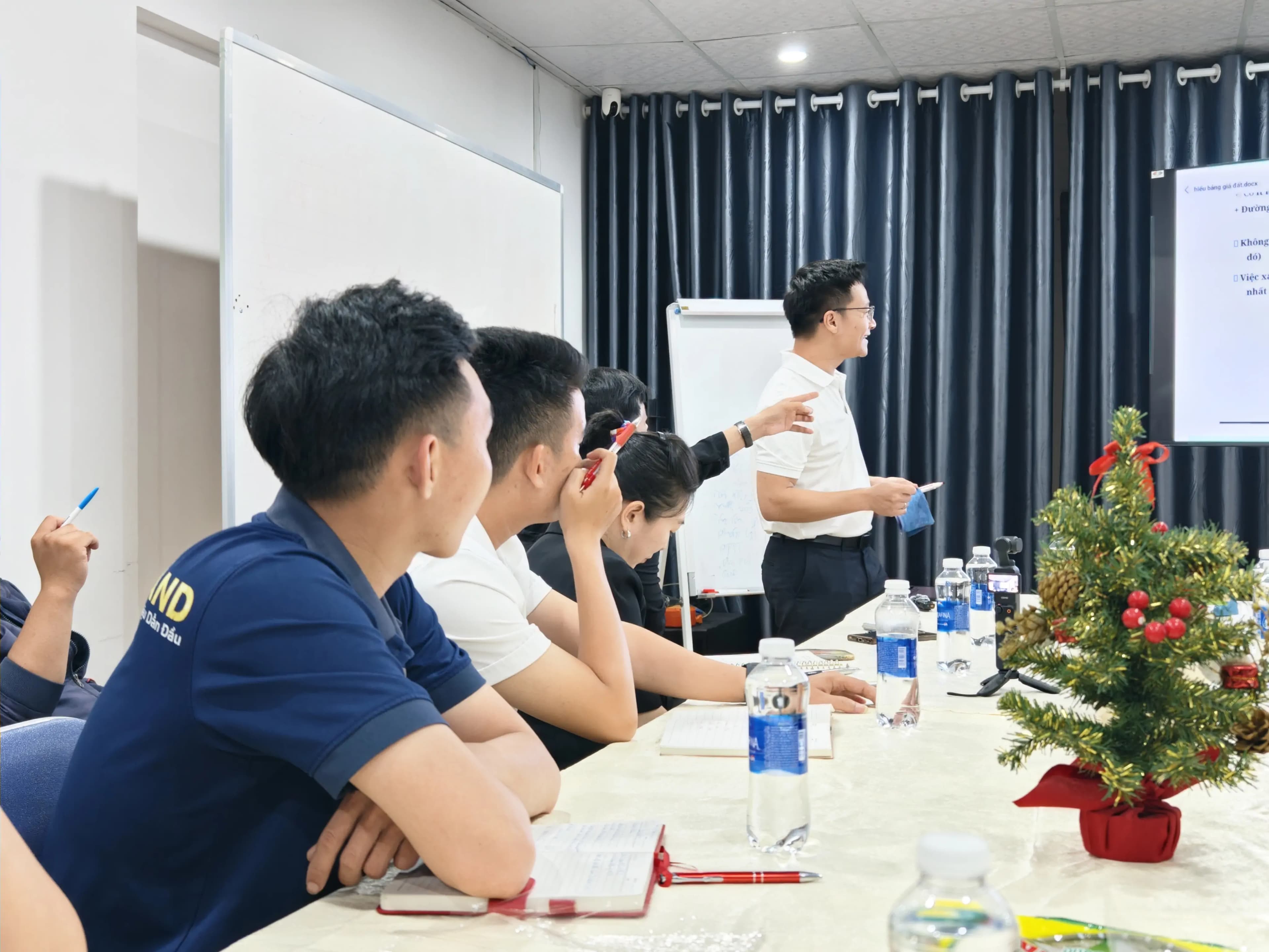 dao-tao-cap-nhat-bang-gia-dat-vung-tau-2026 (