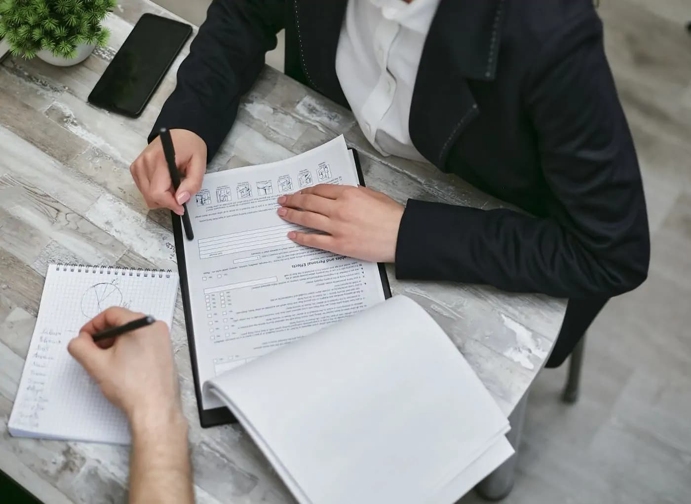 hồ sơ cư trú và giấy tờ cần chuẩn bị khi liên hệ Công an phường Phước Thắng