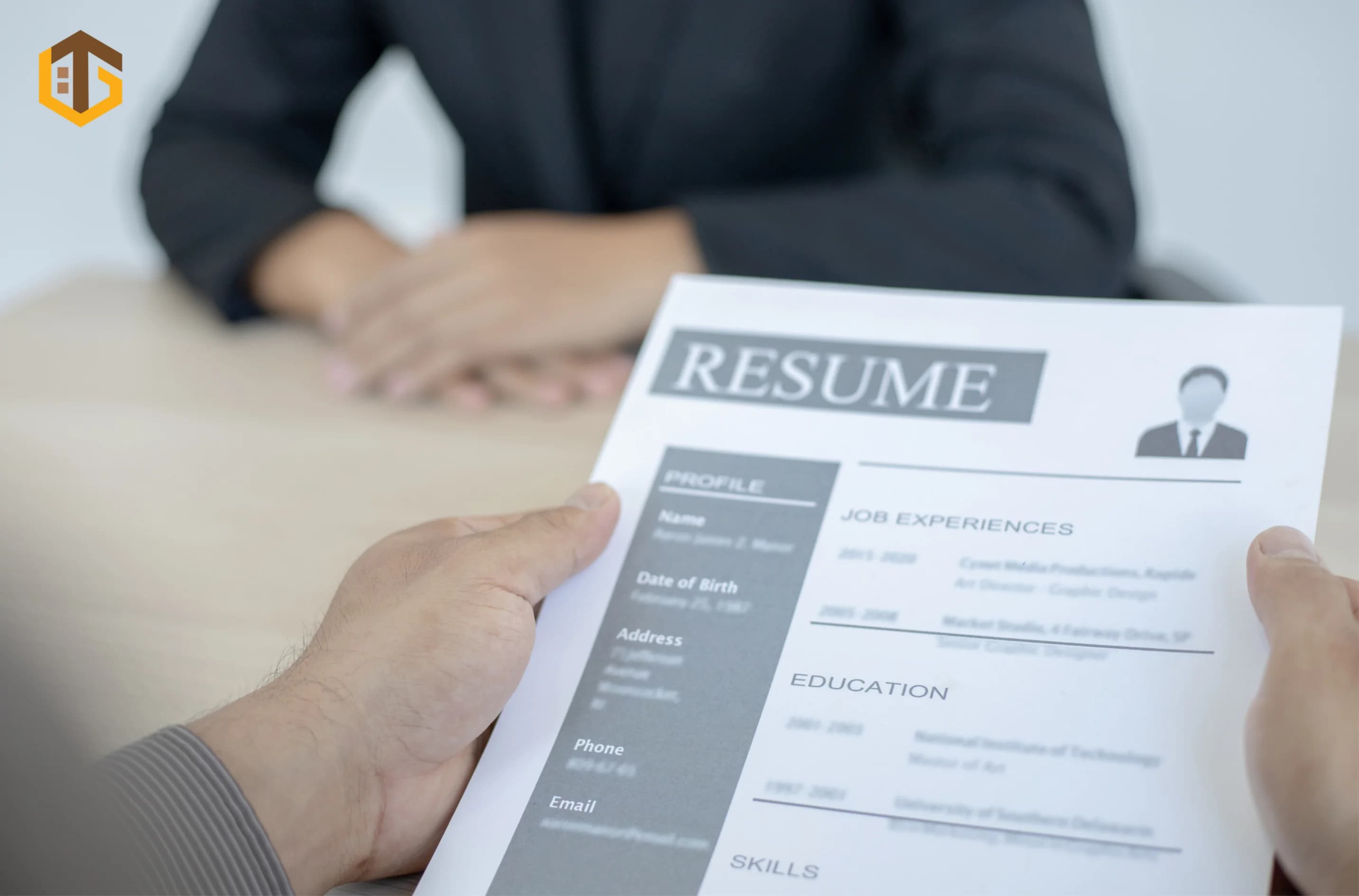 CV xin việc không đúng cũng là một trong những nguyên nhân khiến bạn thất nghiệp ngành bất động sản