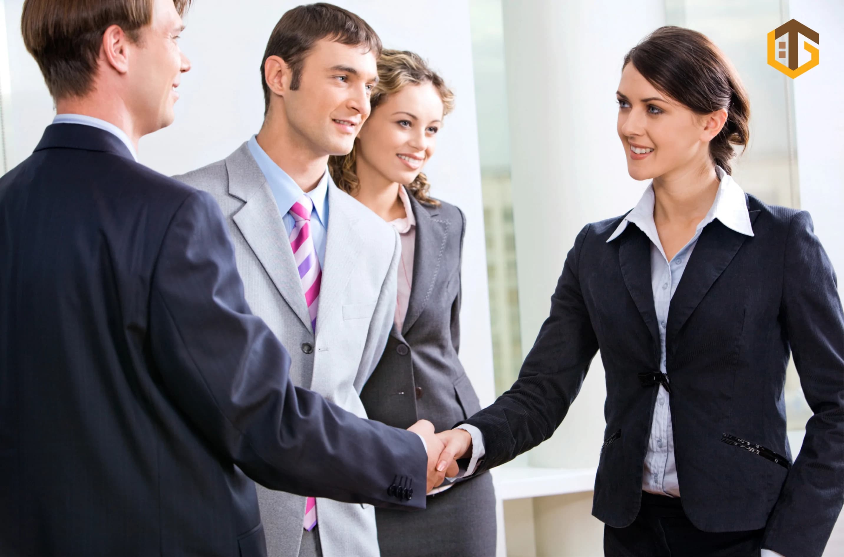 khi chúng ta giao tiếp tốt trong bất động sản thì chúng ta có được những khách hàng mong muốn