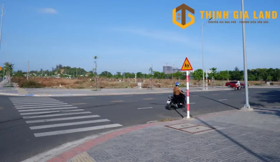 hien-trang-dat-trong-du-an-tai-dinh-cu-10ha