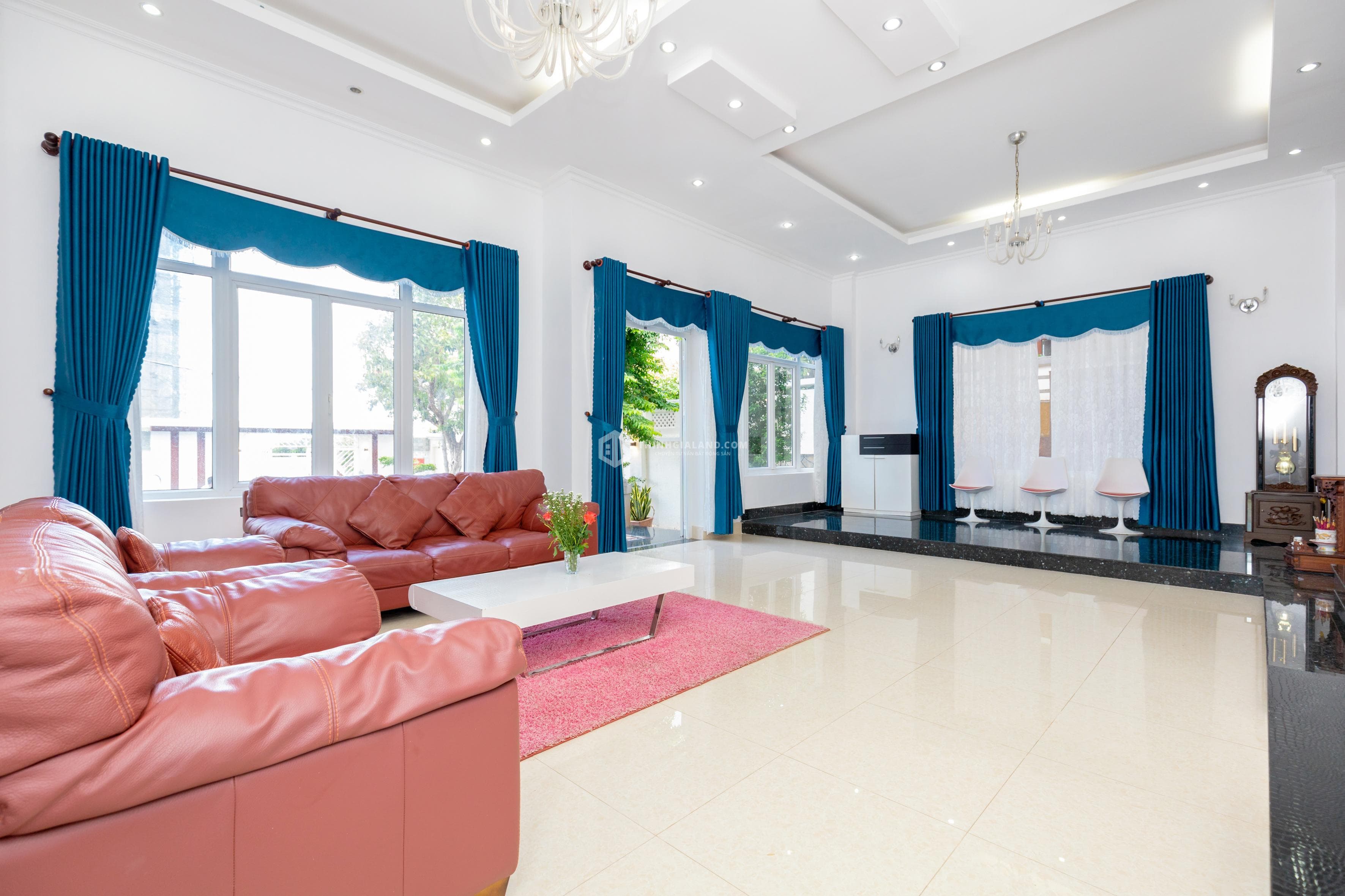 BÁN BIỆT BÃI DÂU HỒ BƠI SÂN VƯỜN THẾ TỰA SƠN HƯỚNG THỦY KHU VỰC DÂN CƯ VĂN MINH YÊN TĨNH – ảnh 1