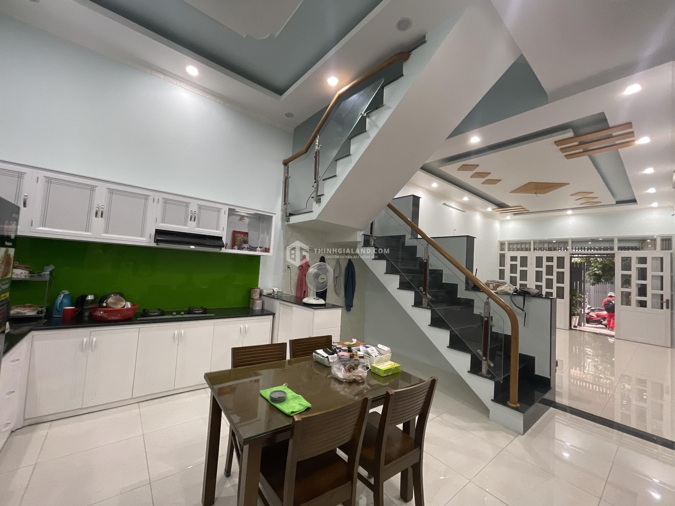 BÁN NHÀ ĐẸP 1 TRỆT 1 LẦU 1 TUM HẺM 2 Ô TÔ GẦN MẶT TIỀN ĐƯỜNG NGUYỄN HỮU CẢNH – ảnh 1