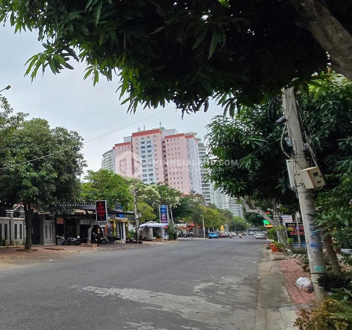 BÁN LÔ ĐẤT BIỆT THỰ MẶT TIỀN ĐƯỜNG TRẦN ĐẠI NGHĨA TRUNG TÂM KHU ĐÔ THỊ CHÍ LINH, 347m2 GIÁ 125 TR/M2 CÓ THƯƠNG LƯỢNG, – ảnh 1