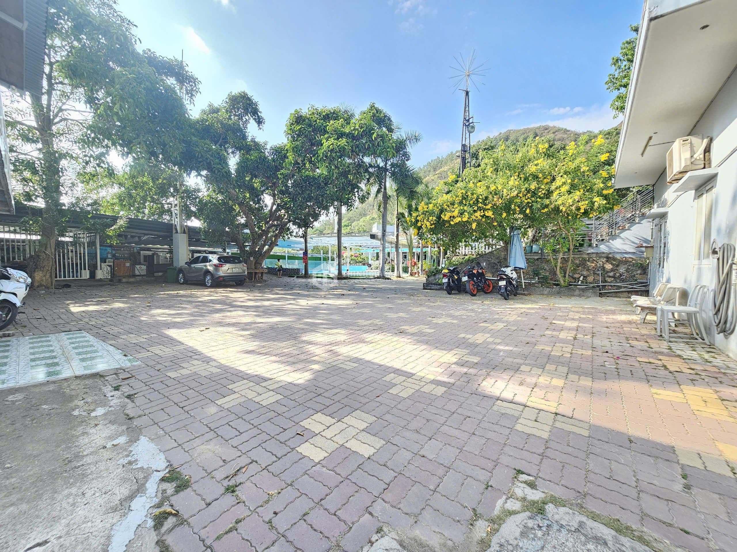 BÁN KHU NGHỈ DƯỠNG DIỆN TÍCH 3361M2 CÓ 600M2 THỔ CƯ ĐƯỜNG TRẦN PHÚ – ảnh 1