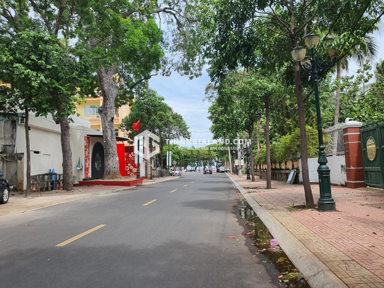 BÁN CĂN NHÀ MẶT TIỀN ĐƯỜNG NGUYỄN DU GẦN BIỂN, PHƯỜNG 1 – ảnh 1
