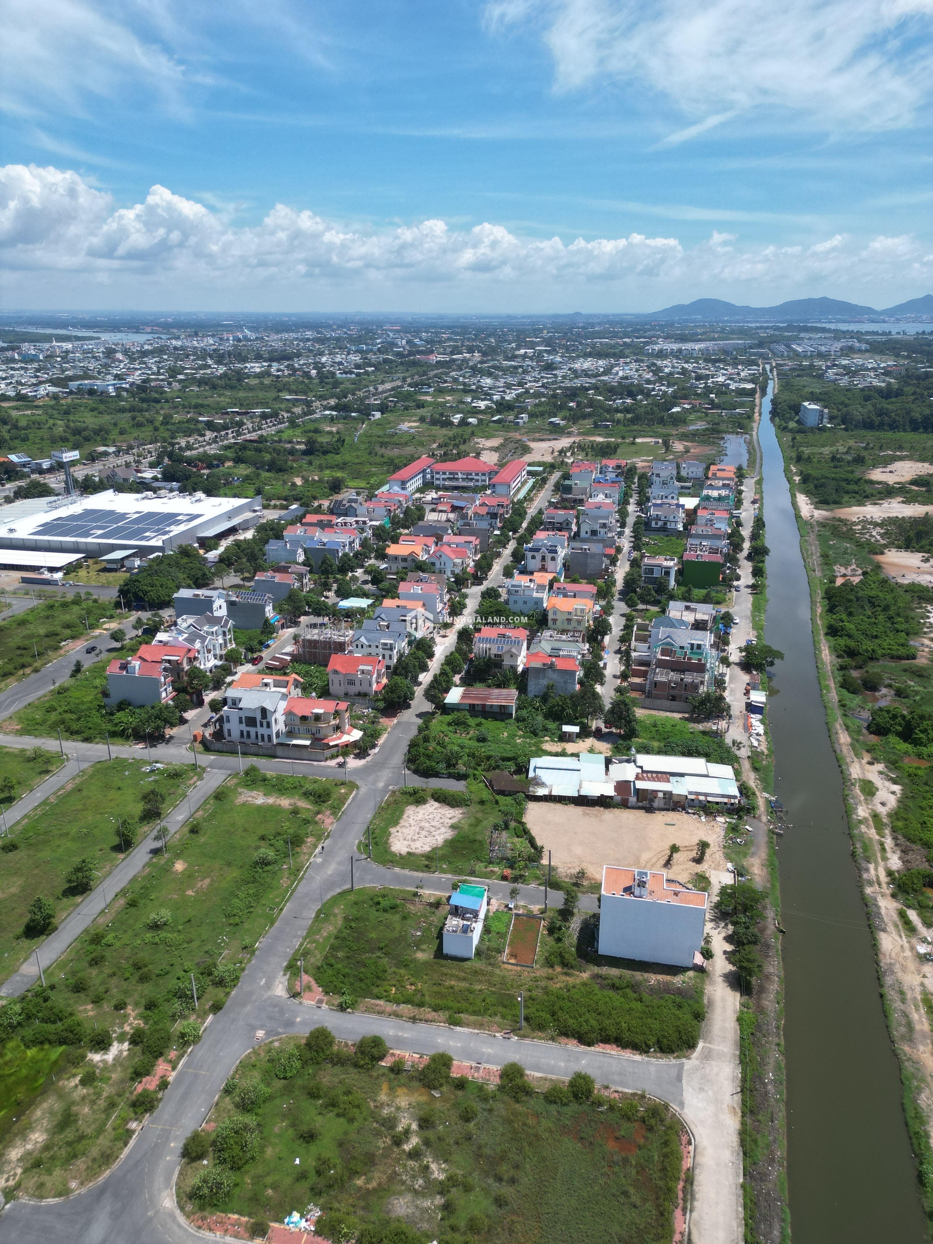BÁN BIỆT THỰ XÂY THÔ PHƯỚC SƠN( ĐÃ HOÀN CÔNG) - GẦN DỰ ÁN SUN GROUP – ảnh 1