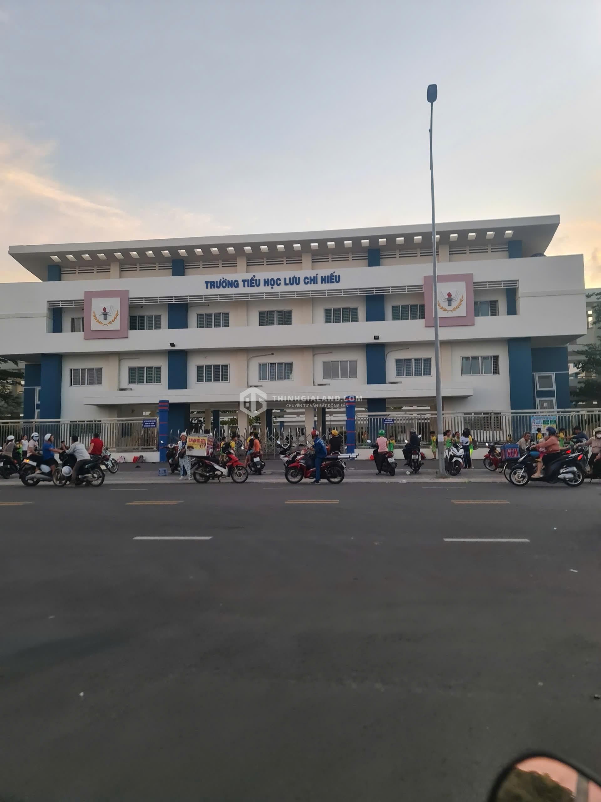 BÁN NHÀ 1 TR 2 LẦU ĐƯỜNG NGUYỄN THIỆN THUẬT GIÁ 8.5 TỶ DT 104M2 PHƯỜNG THẮNG NHẤT VŨNG TÀU – ảnh 1