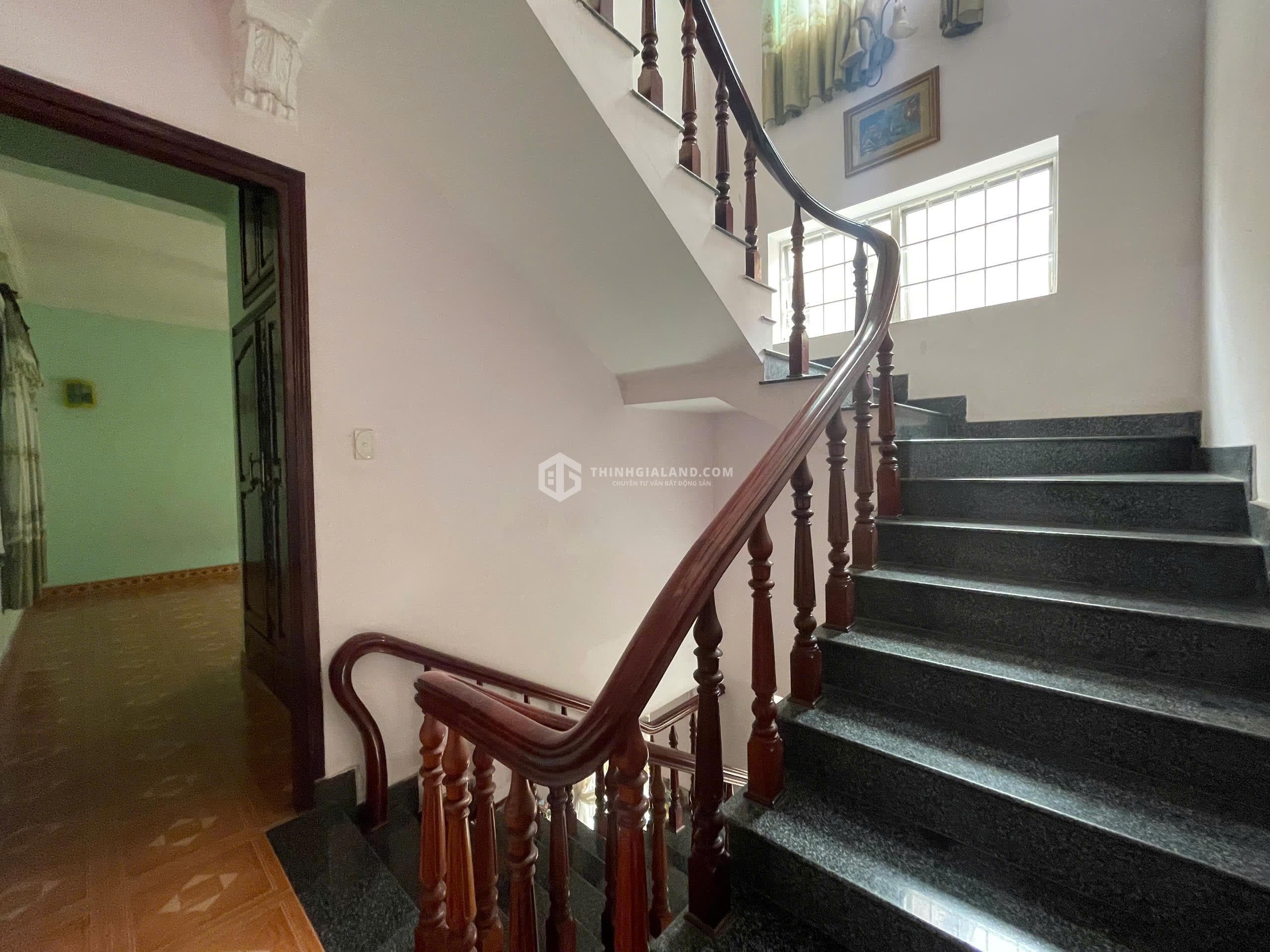 BÁN NHÀ MẶT TIỀN HOÀNG HOA THÁM, P THẮNG TAM + VỊ TRÍ KD + GIÁ CỰC TỐT – ảnh 1