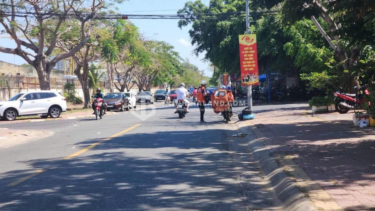 CHỈ 8.7 TỶ SỞ HỮU NHÀ MẶT TIỀN ĐƯỜNG NGUYỄN THIỆN THUẬT VỊ TRÍ ĐẸP VỈA HÈ LỚN GIÁ TỐT , VŨNG TÀU – ảnh 1