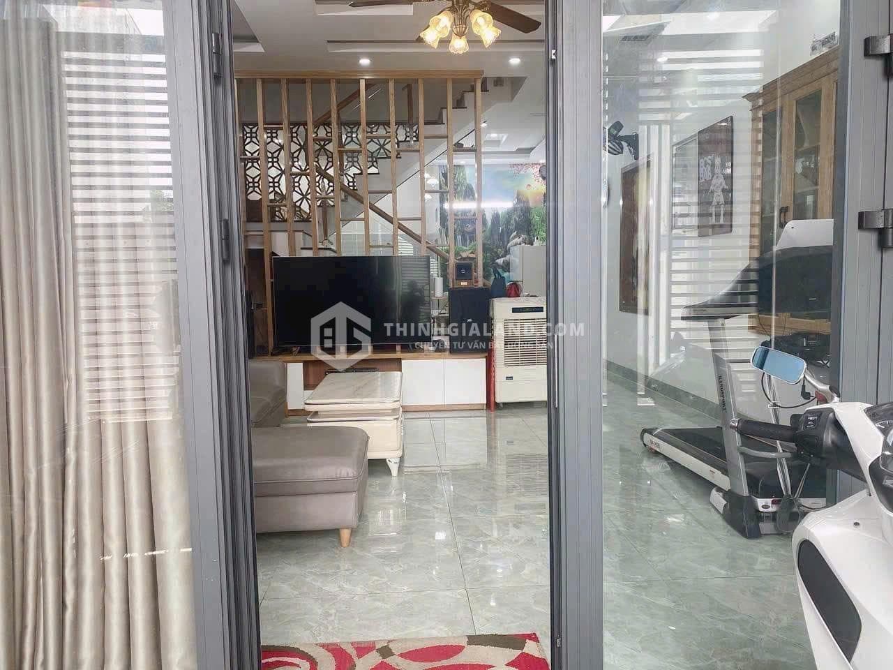 BÁN NHÀN 1 TRỆT 2 LẦU HẺM XE HƠI ĐƯỜNG NƠ TRANG LONG, P RẠCH DỪA VŨNG – ảnh 1
