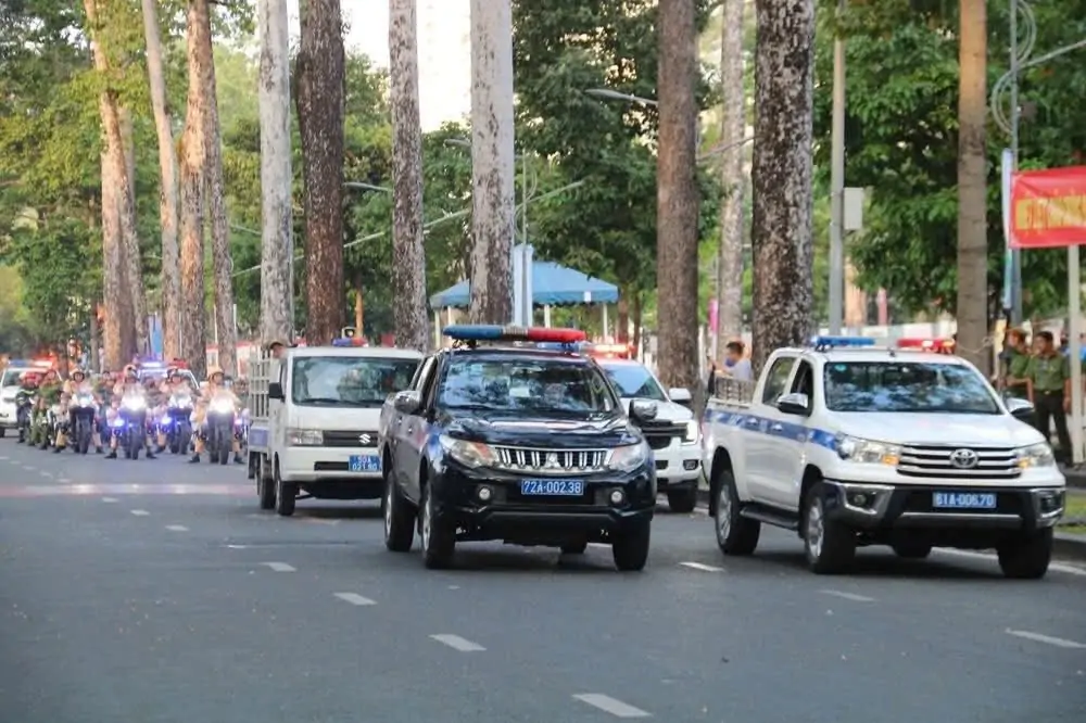 TP.HCM ra quân lập lại trật tự đô thị