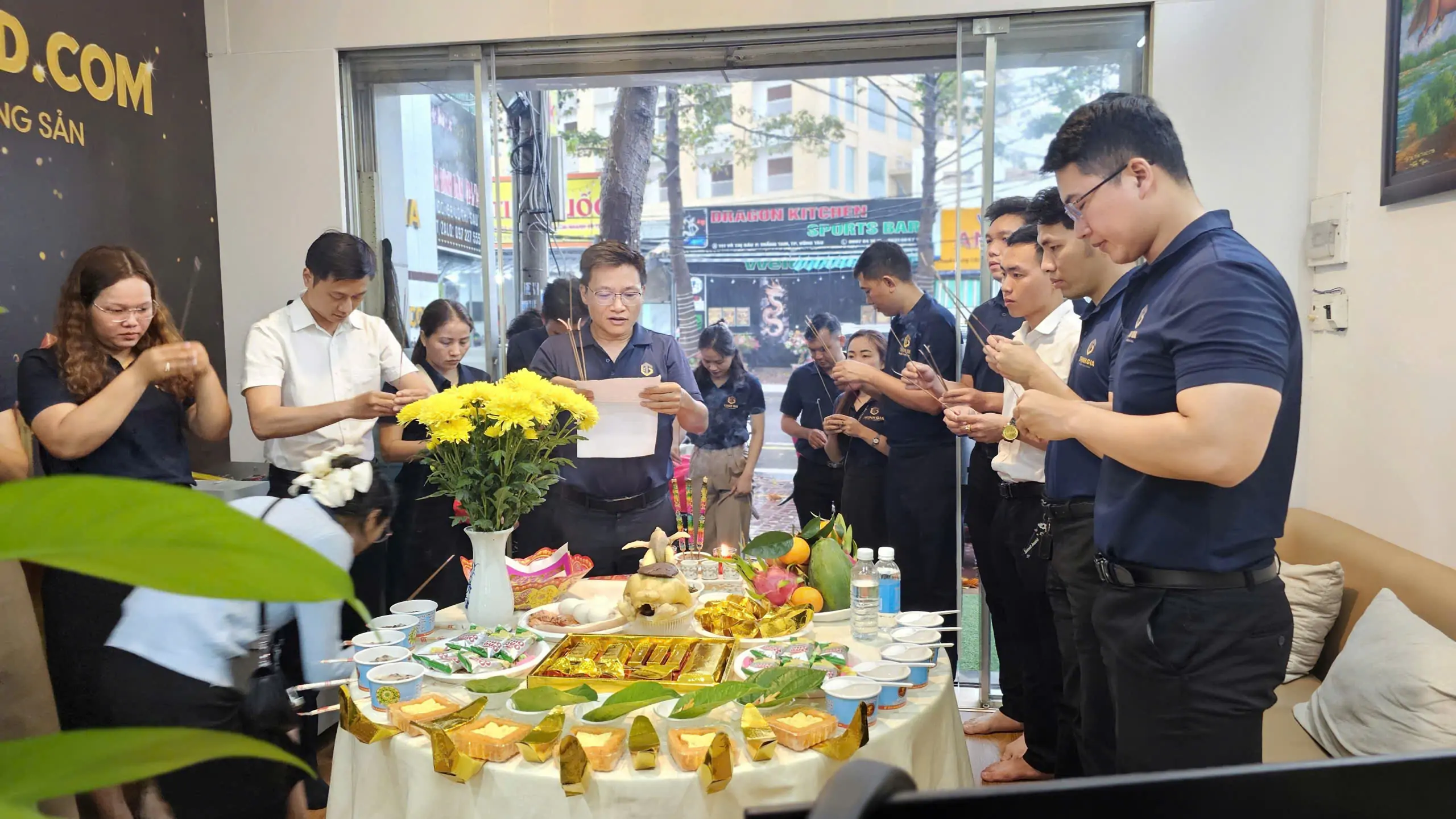 Thịnh Gia Land Khai Xuân Đầu Năm Bính Ngọ 2026 1 z7565095844942 d15e12bd655b376b089b73b7ac7679aa Thịnh Gia Land Khai Xuân Đầu Năm Bính Ngọ 2026