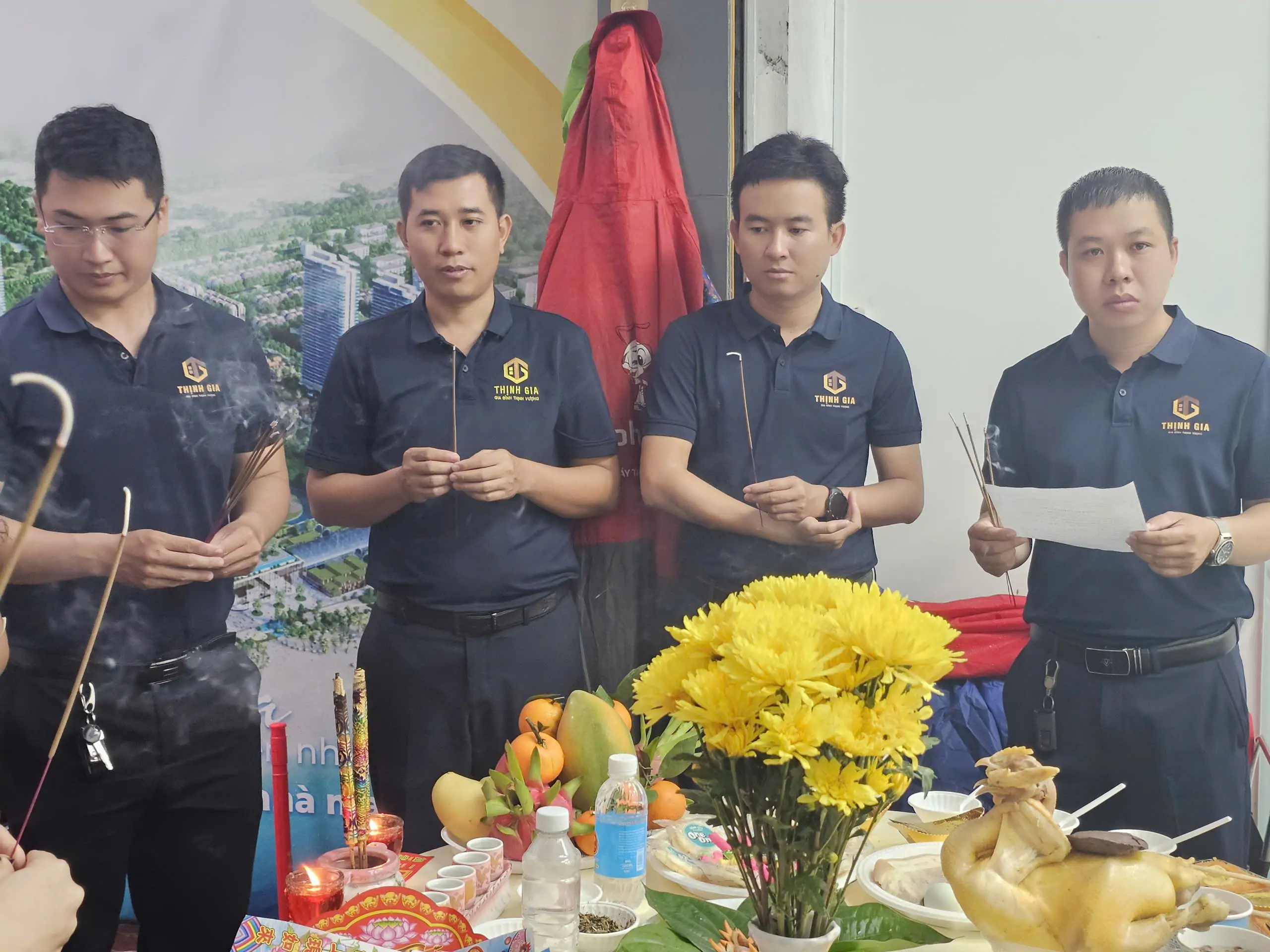 Thịnh Gia Land Khai Xuân Đầu Năm Bính Ngọ 2026 5 z7565096705442 df26ff8f12f3dd95d2ced988b49e866f 1 Thịnh Gia Land Khai Xuân Đầu Năm Bính Ngọ 2026